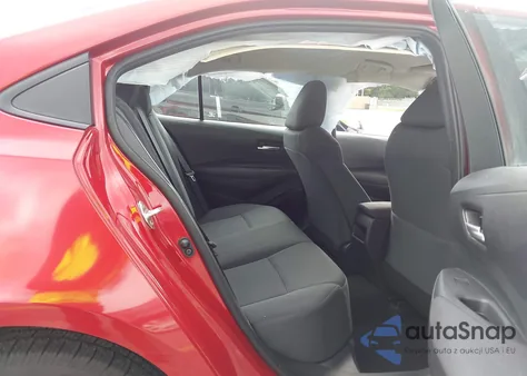 2021 Toyota Corolla Le z USA, uszkodzony, nr VIN 5YFEPMAE6MP196640